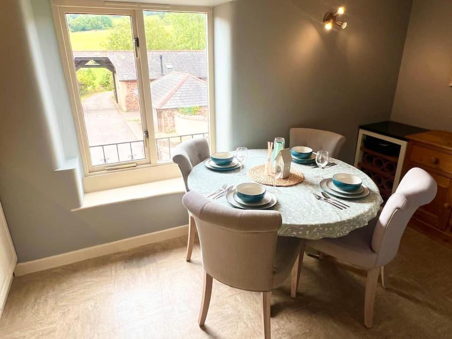 Countryside Converted Barn With Hot Tub Newton Abbot Eksteriør billede